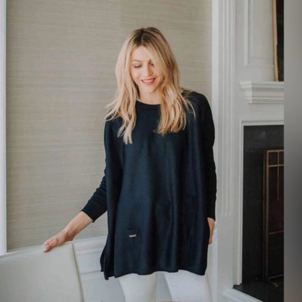 Mer Sea Navy Catalina Boxy Crewneck Travel Sweater in Deepwater